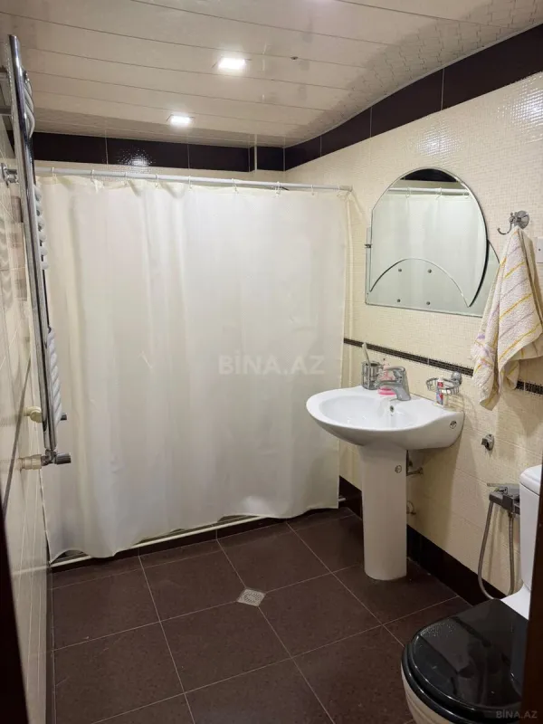 Satılır 2 otaqlı mənzil 61 m²