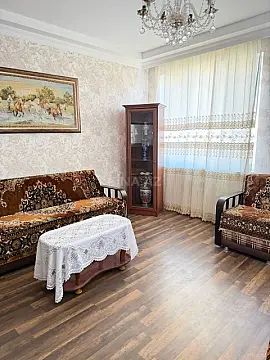 Satılır 2 otaqlı mənzil 61 m²
