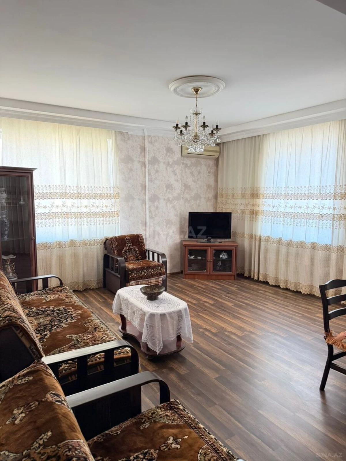 Satılır 2 otaqlı mənzil 61 m²