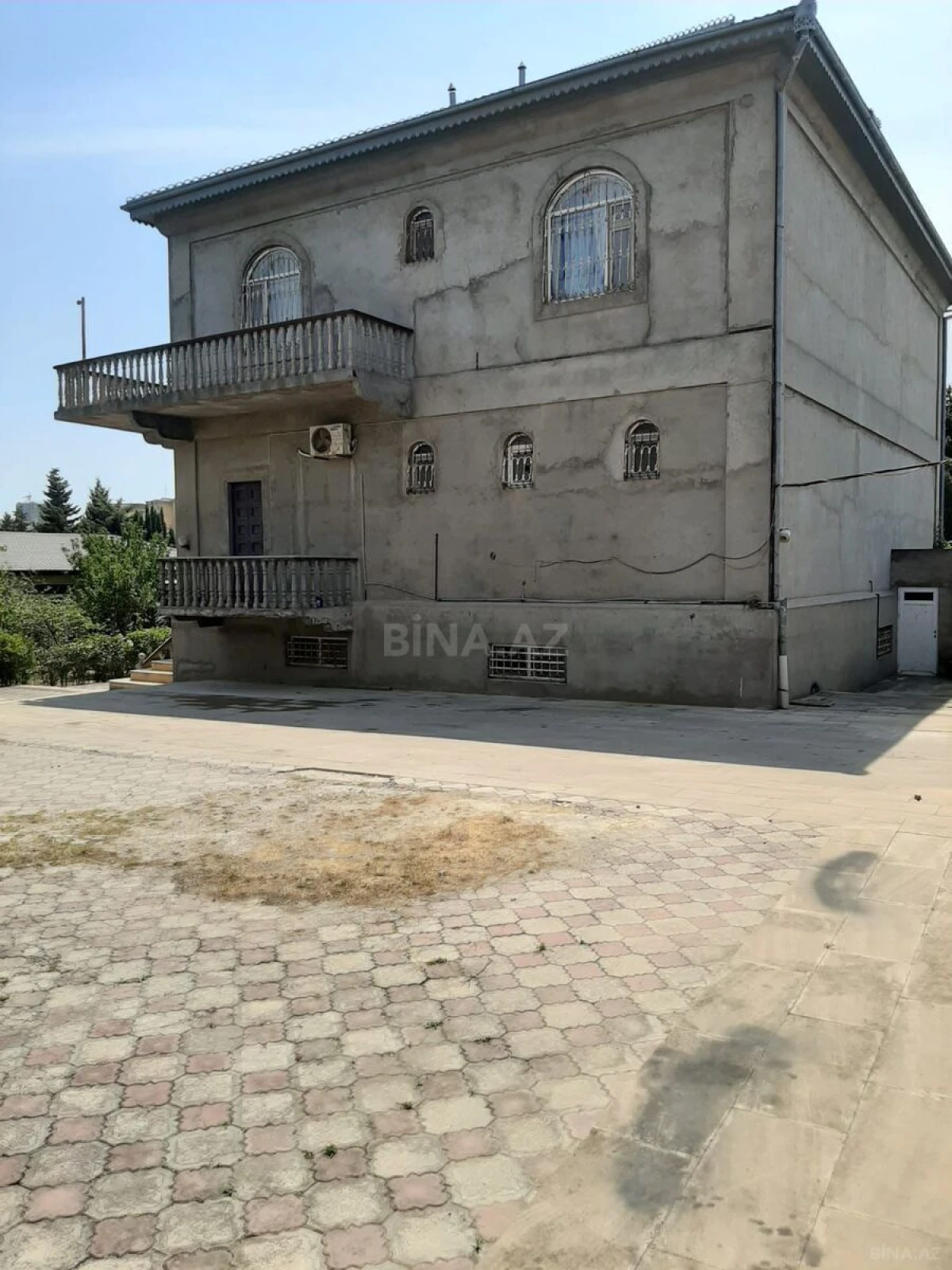 Satılır 6 otaqlı həyət evi 540 m²