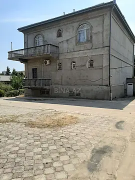 Satılır 6 otaqlı həyət evi 540 m²