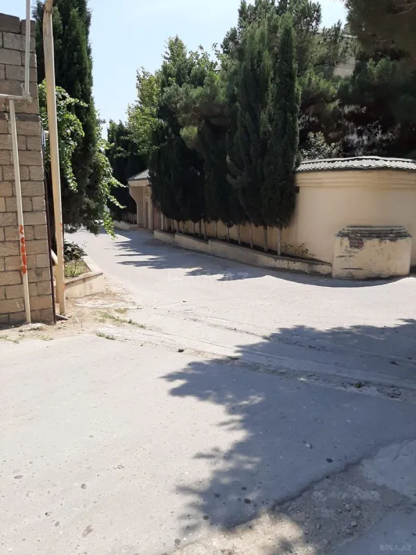 Satılır 6 otaqlı həyət evi 540 m²