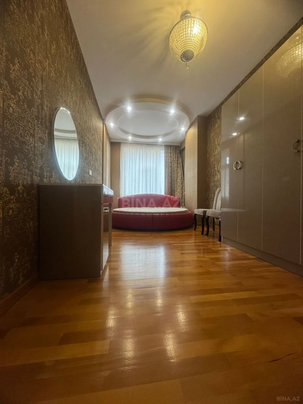 Kirayə verilir 3 otaqlı mənzil 105 m²