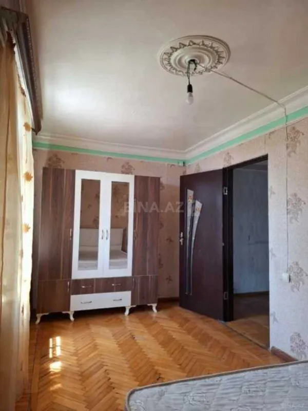 Kirayə verilir 2 otaqlı mənzil 45 m²