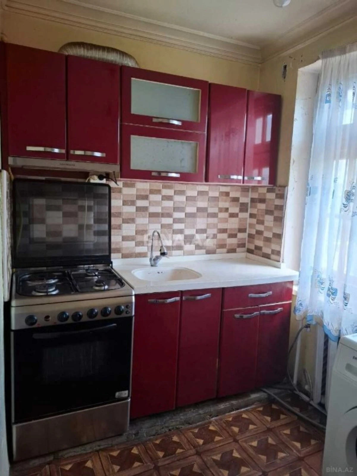 Kirayə verilir 2 otaqlı mənzil 45 m²