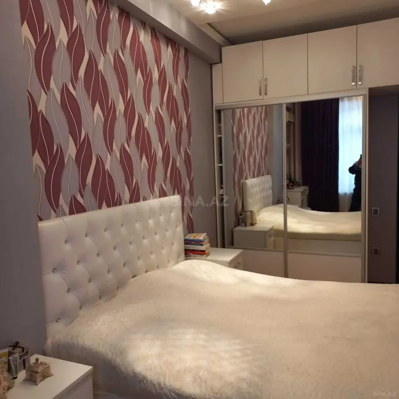 Satılır 3 otaqlı mənzil 92 m²