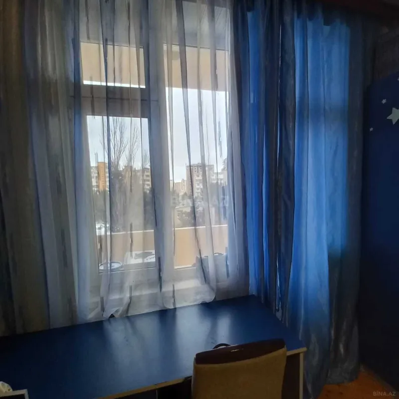 Satılır 3 otaqlı mənzil 92 m²