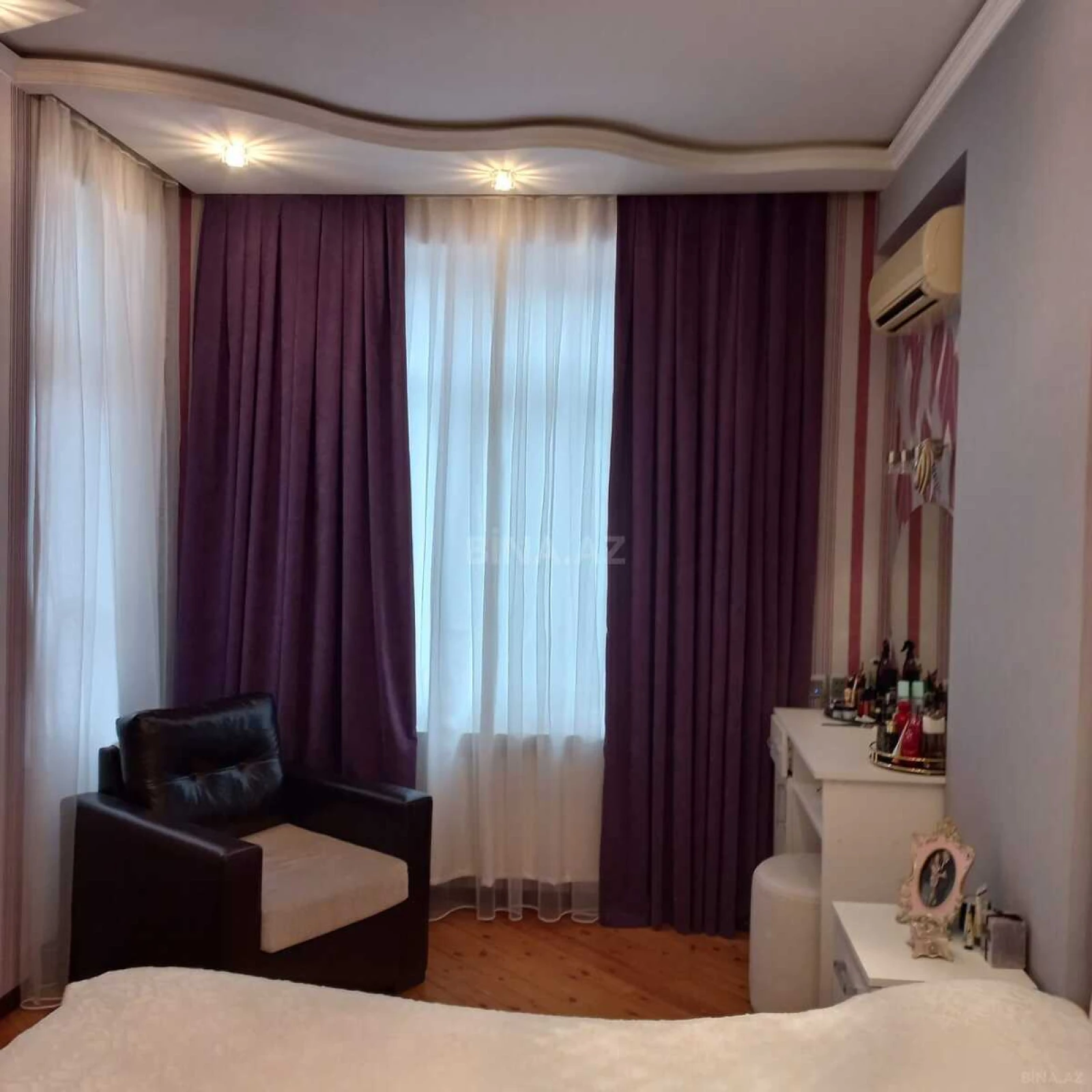 Satılır 3 otaqlı mənzil 92 m²