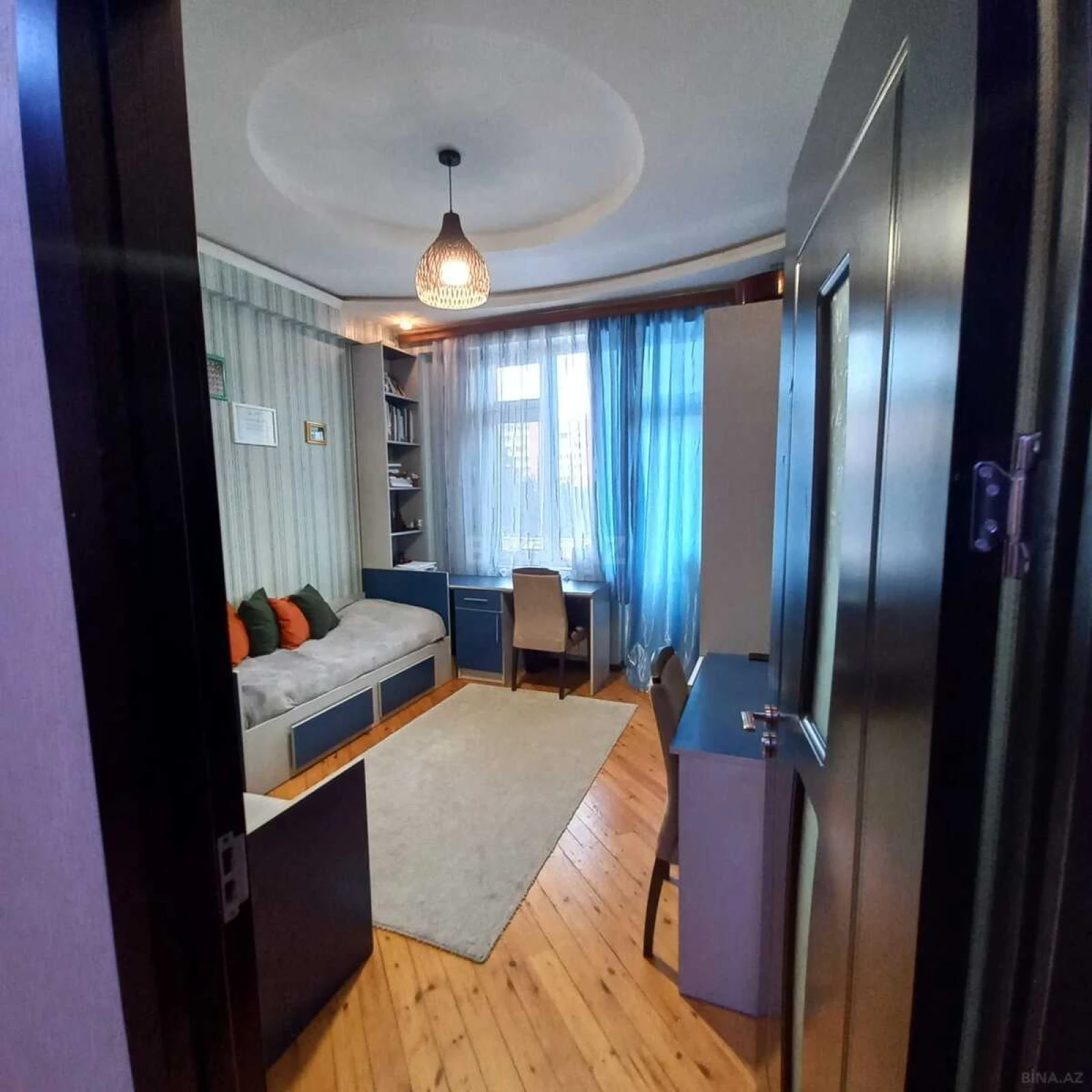 Satılır 3 otaqlı mənzil 92 m²