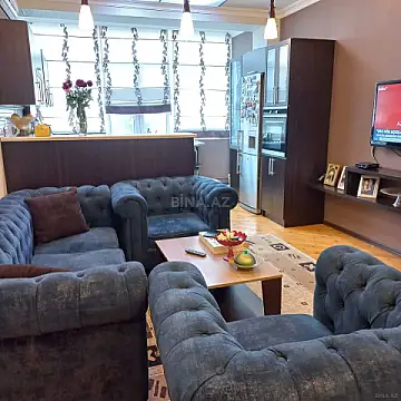 Satılır 3 otaqlı mənzil 92 m²