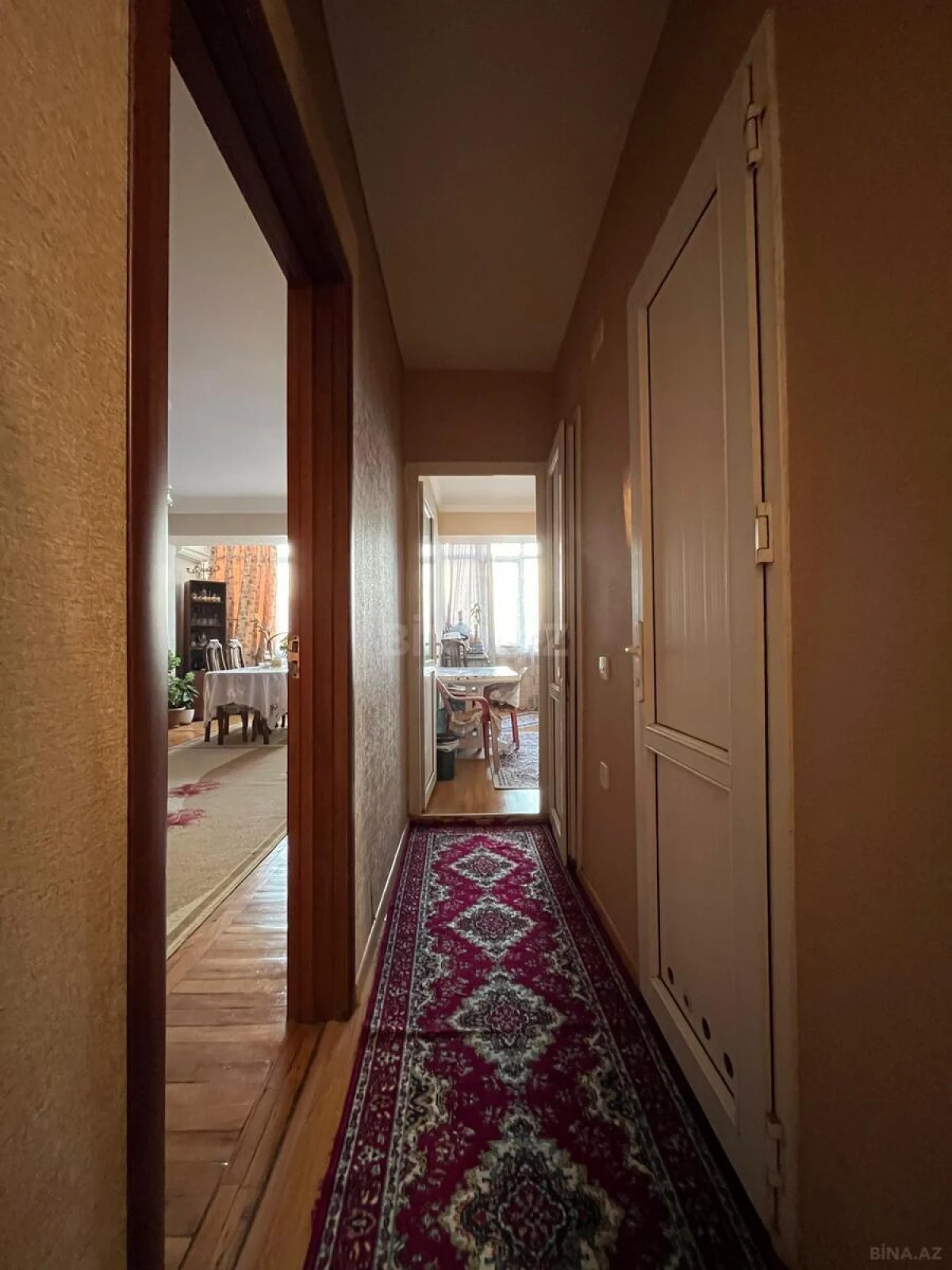 Satılır 3 otaqlı mənzil 96 m²