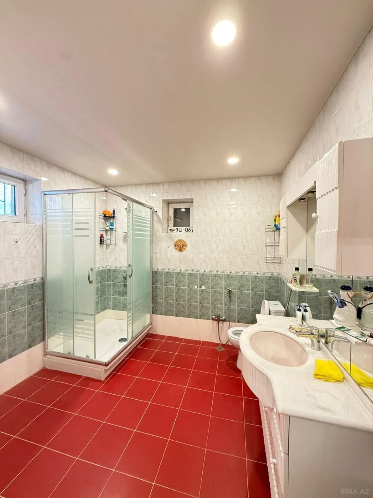 Satılır 5 otaqlı həyət evi 172 m²