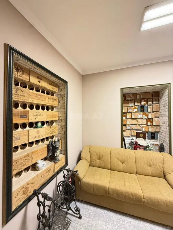 Satılır 5 otaqlı həyət evi 172 m²