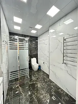 Kirayə verilir 2 otaqlı mənzil 106 m²