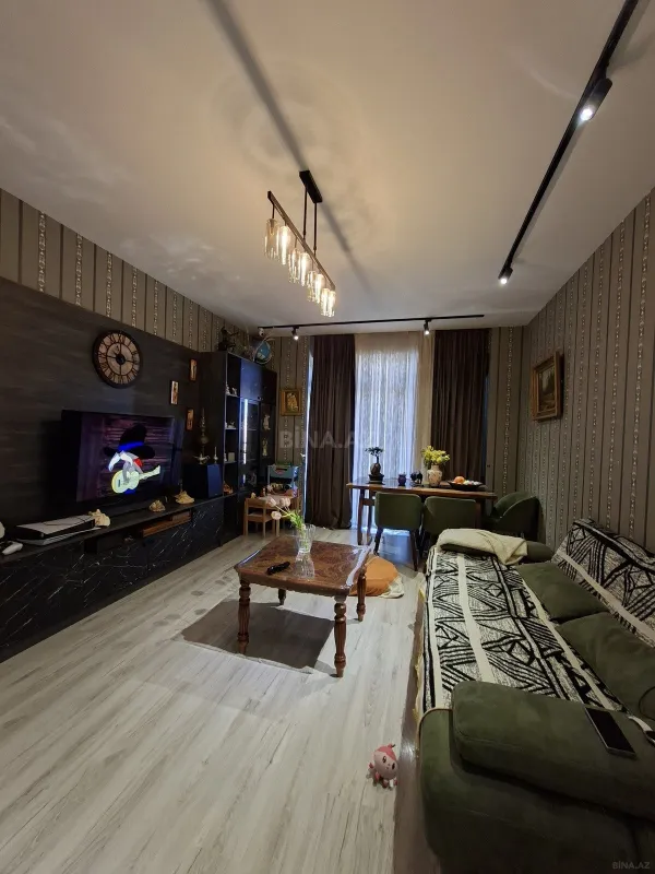 Satılır 2 otaqlı mənzil 65 m²
