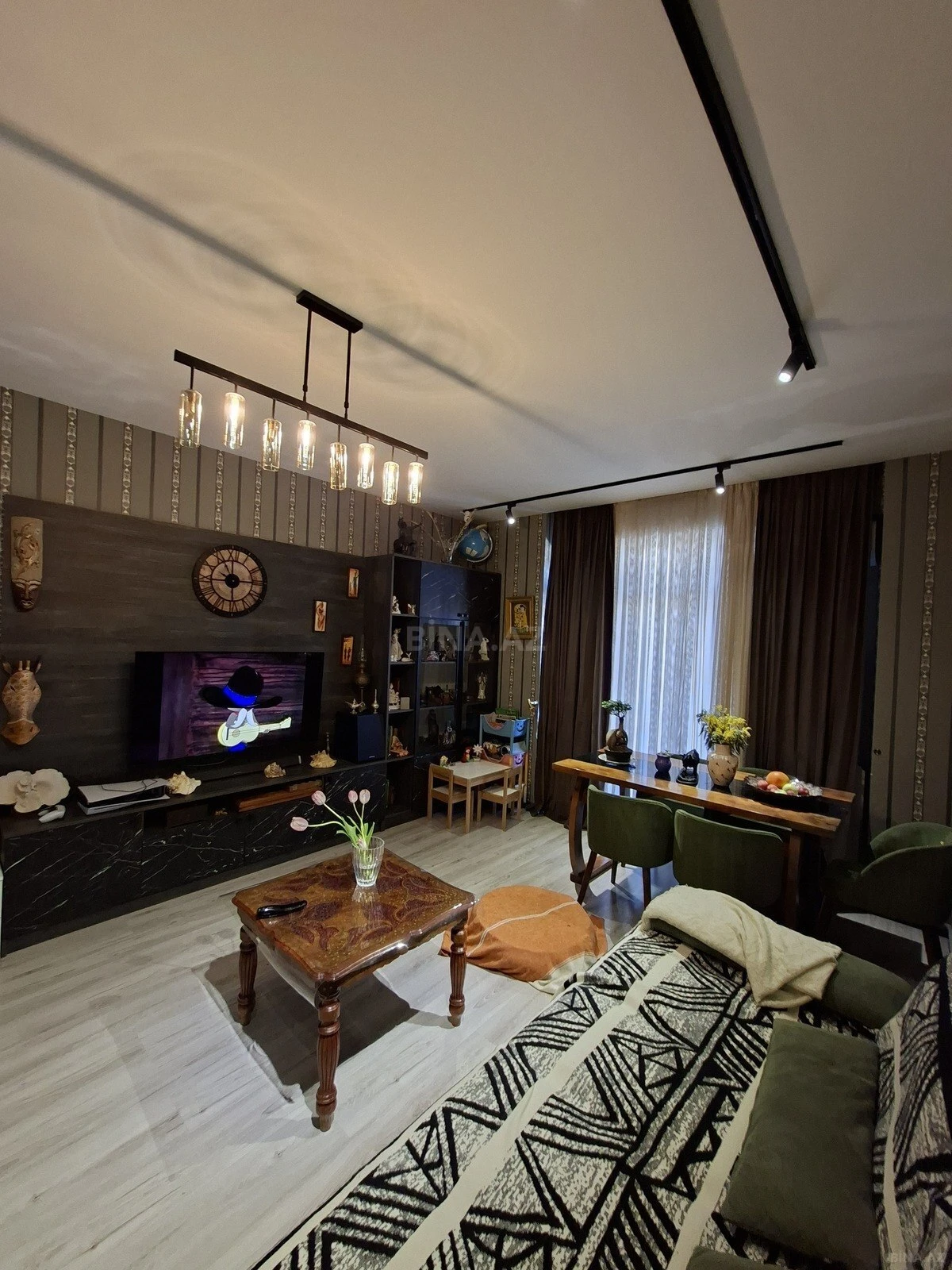 Satılır 2 otaqlı mənzil 65 m²