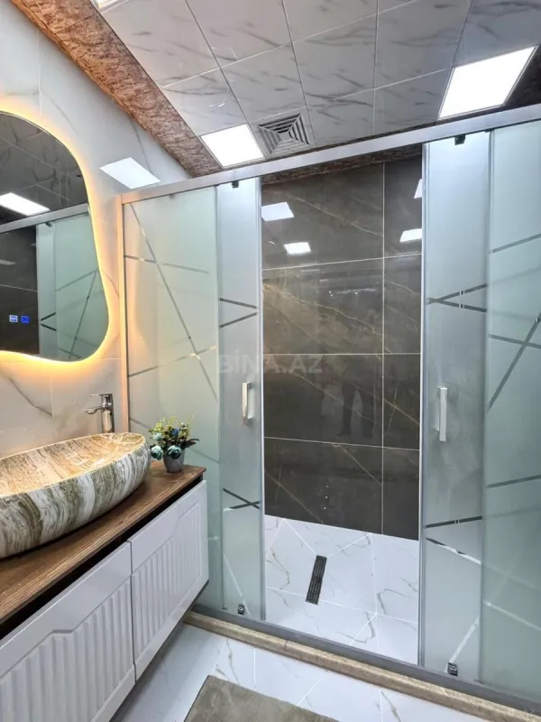 Satılır 3 otaqlı mənzil 106 m²