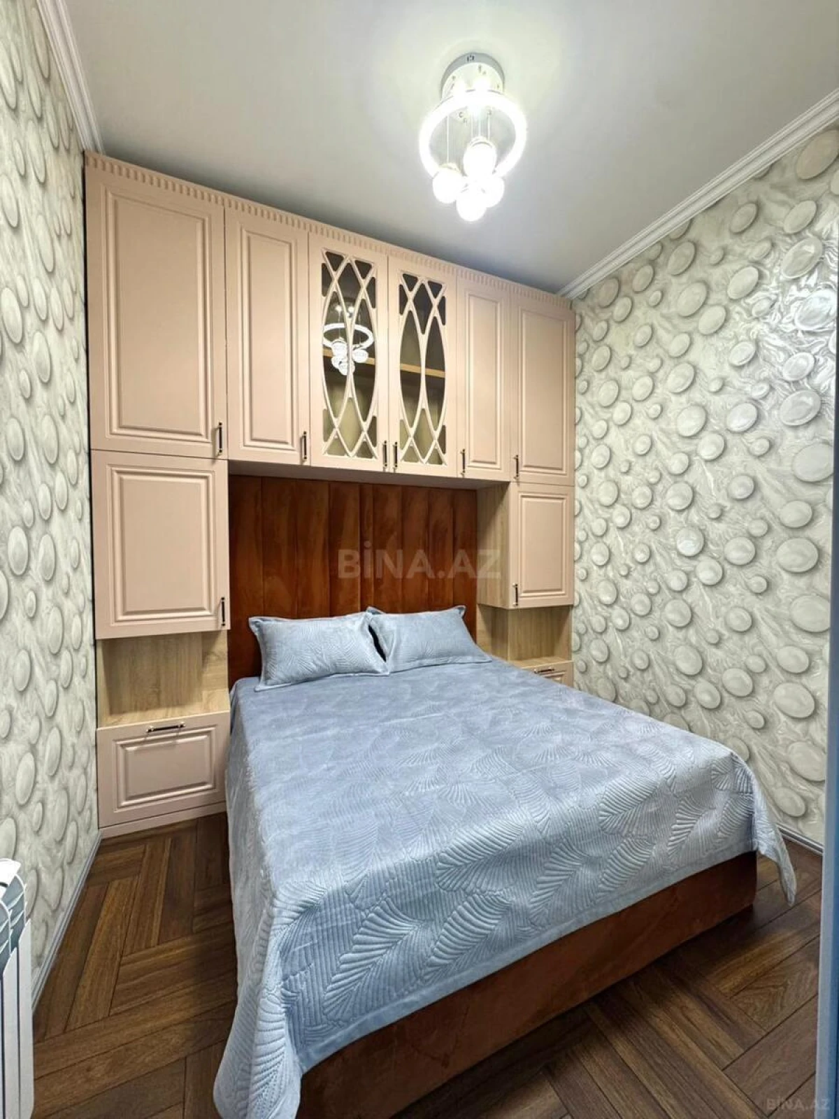 Satılır 3 otaqlı mənzil 106 m²