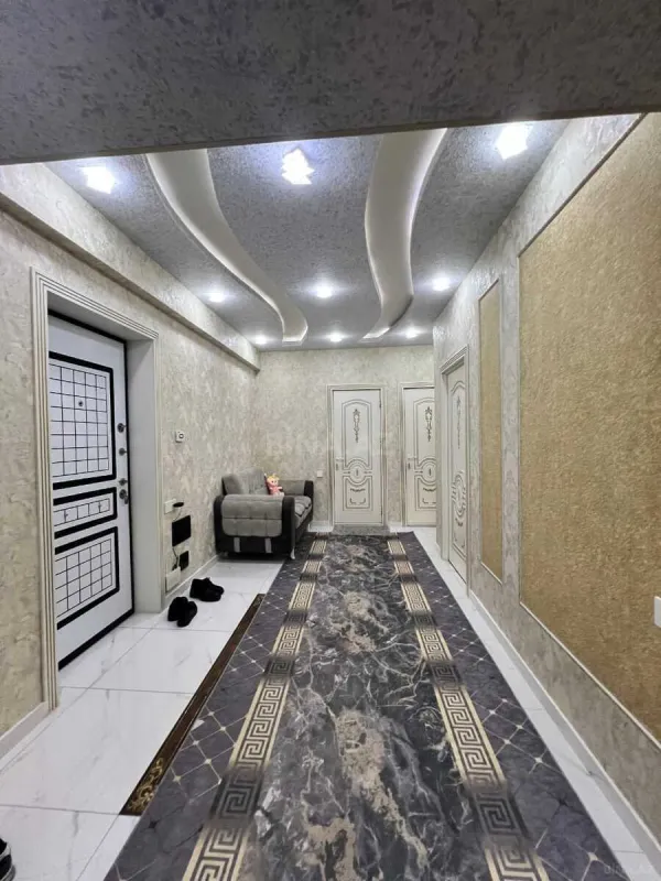 Satılır 3 otaqlı mənzil 120 m²