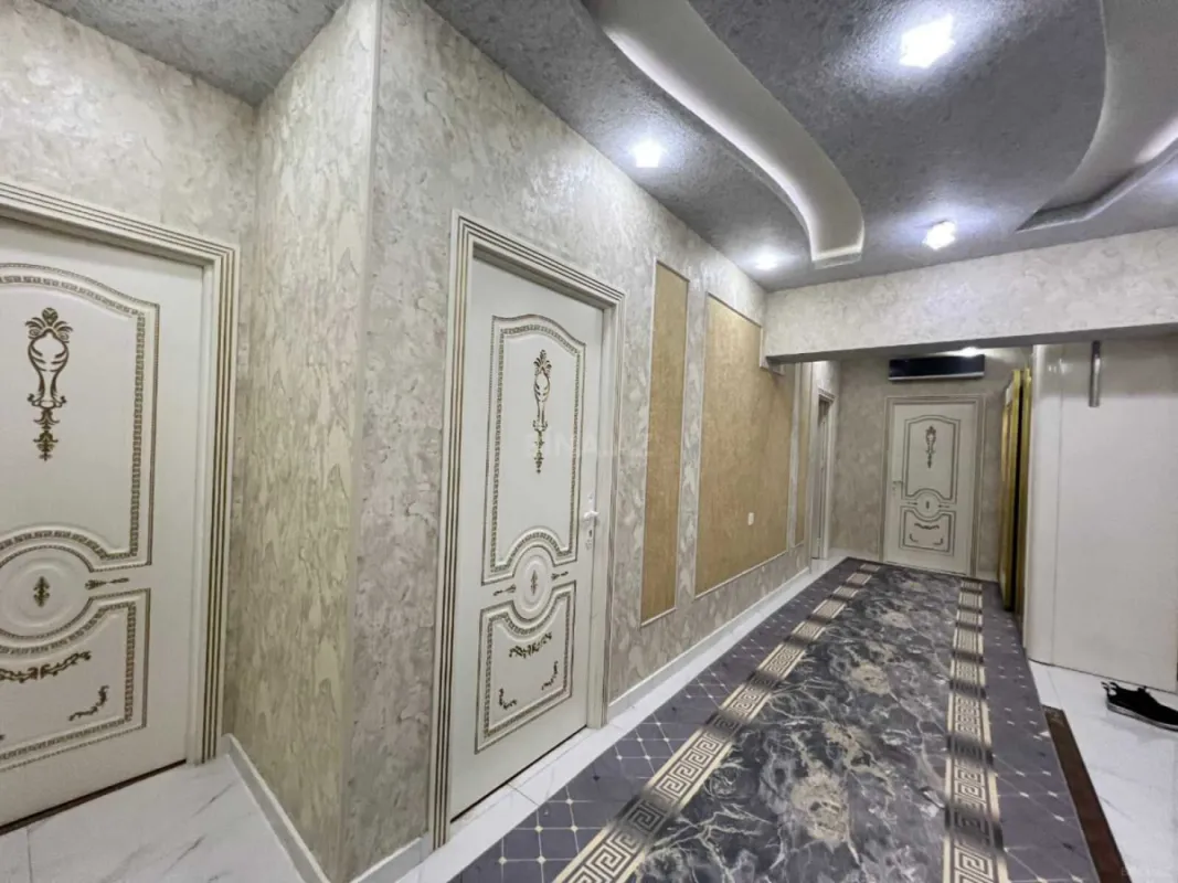 Satılır 3 otaqlı mənzil 120 m²