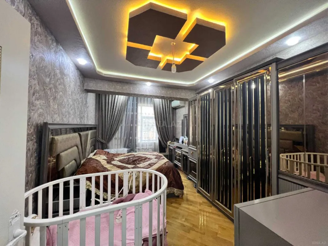 Satılır 3 otaqlı mənzil 120 m²