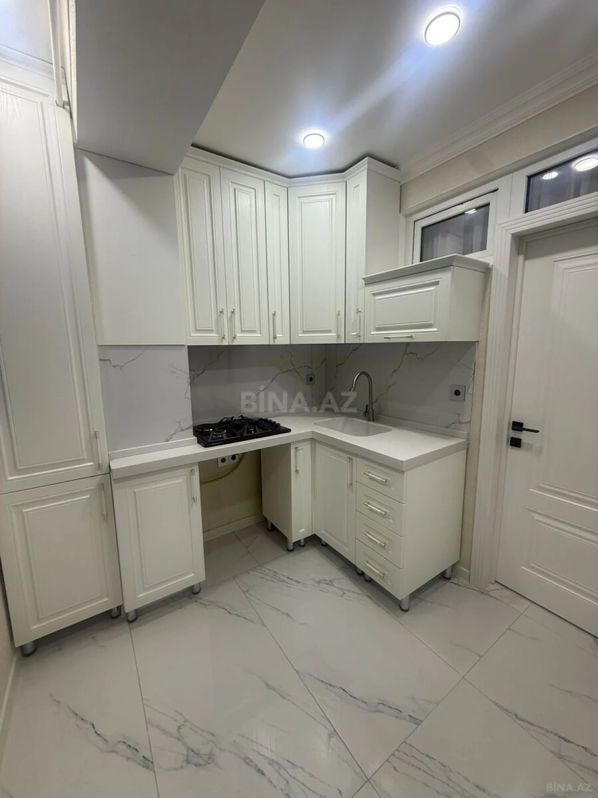 Satılır 3 otaqlı mənzil 62 m²