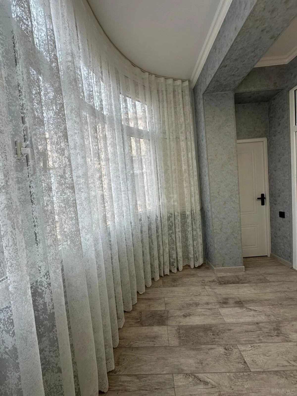 Satılır 2 otaqlı mənzil 55 m²