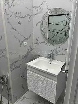 Kirayə verilir 2 otaqlı mənzil 80 m²