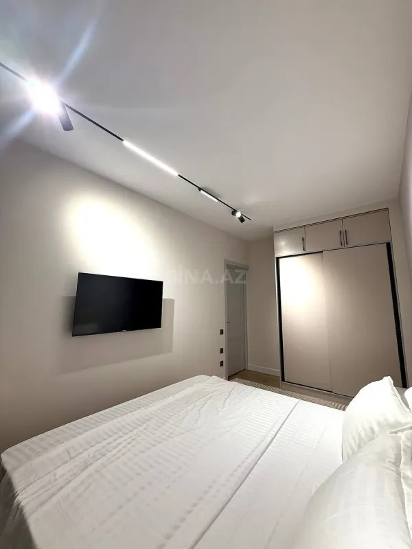 Kirayə verilir 2 otaqlı mənzil 80 m²