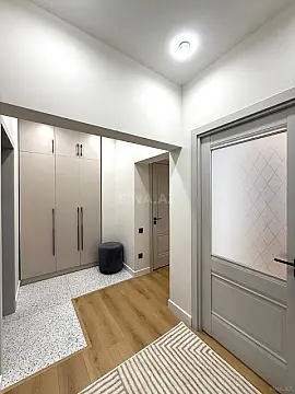 Kirayə verilir 2 otaqlı mənzil 80 m²