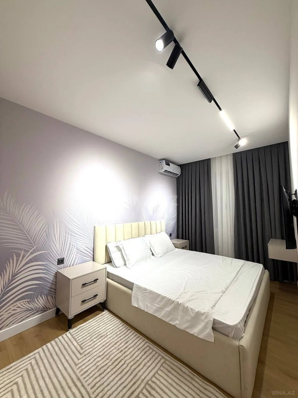 Kirayə verilir 2 otaqlı mənzil 80 m²