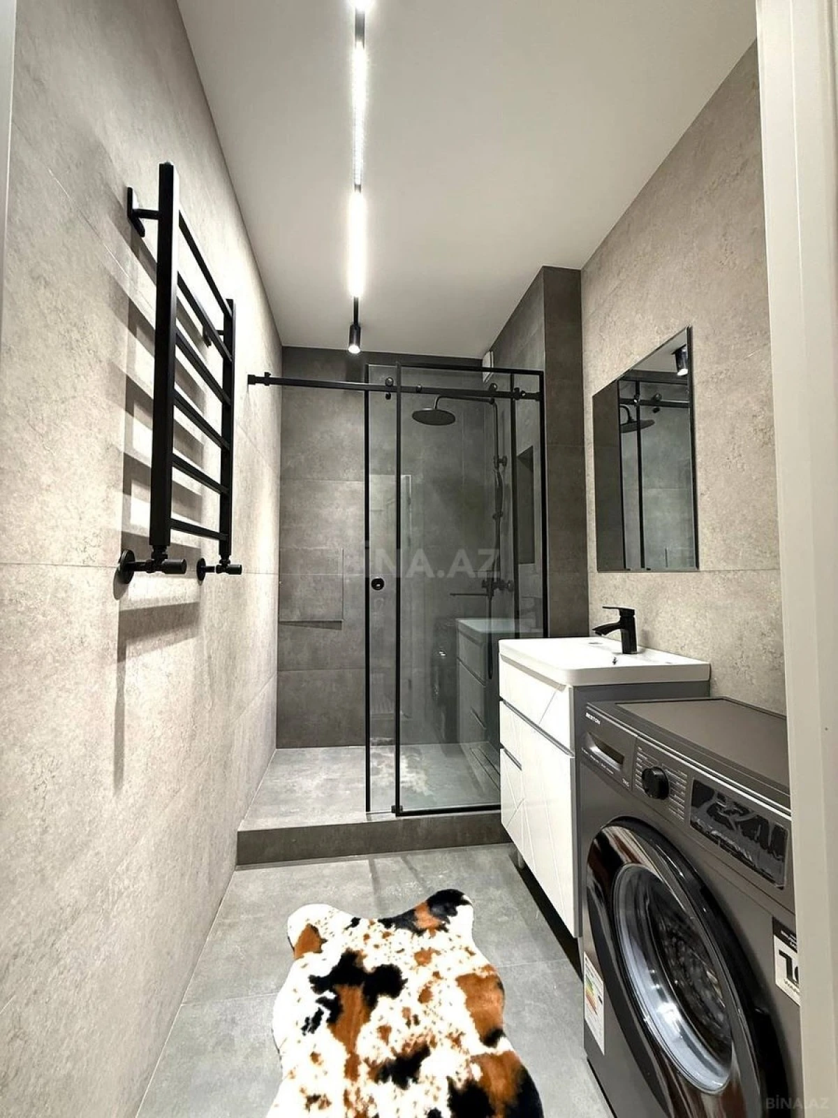 Kirayə verilir 2 otaqlı mənzil 80 m²