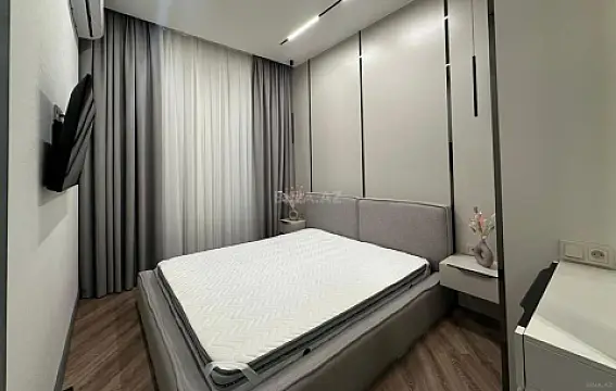 Kirayə verilir 2 otaqlı mənzil 75 m²