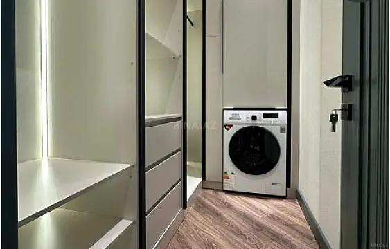 Kirayə verilir 2 otaqlı mənzil 75 m²