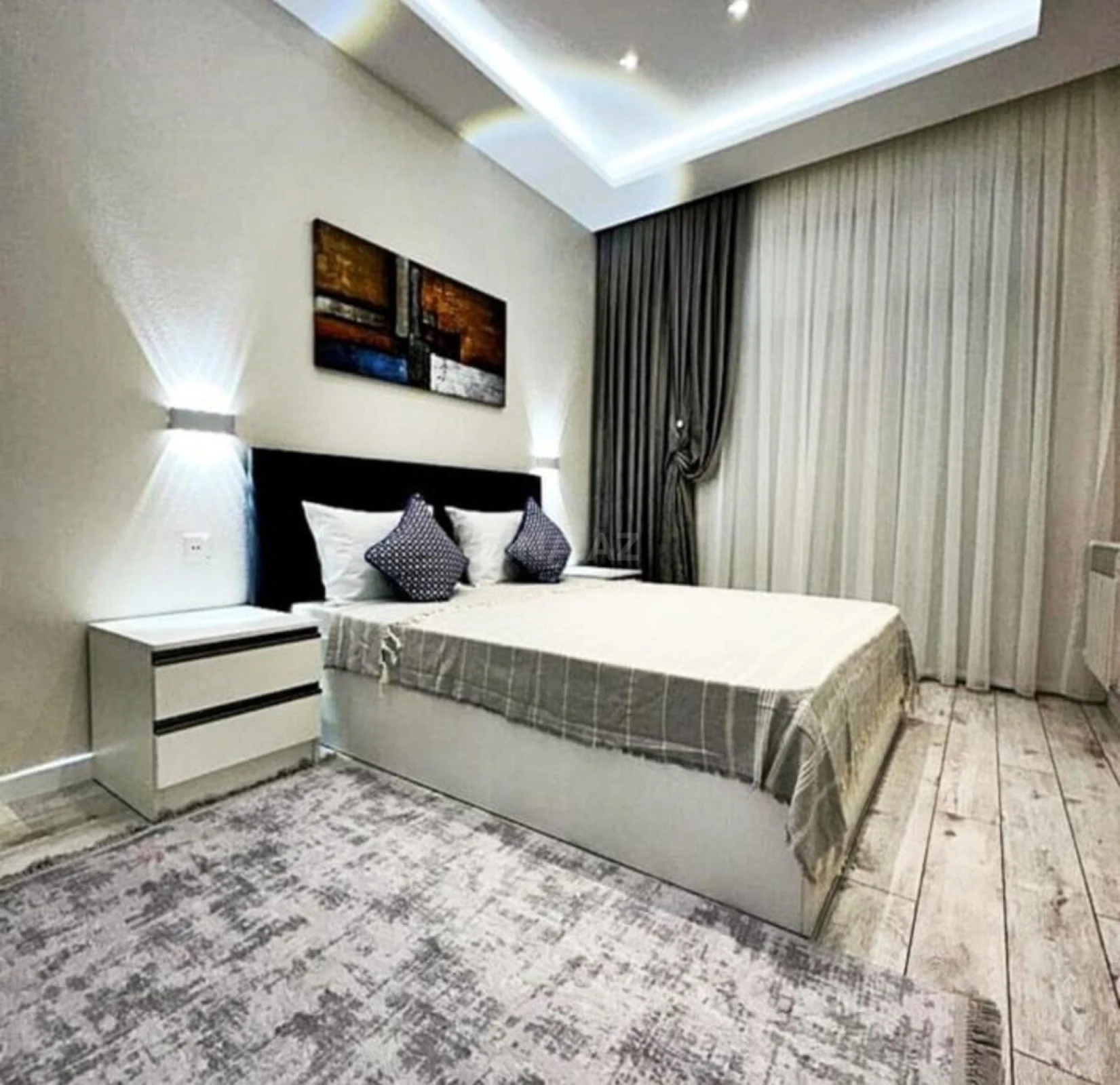 Satılır 3 otaqlı mənzil 84 m²