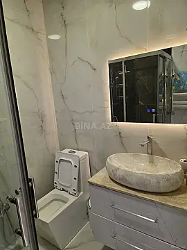 Kirayə verilir 2 otaqlı mənzil 70 m²