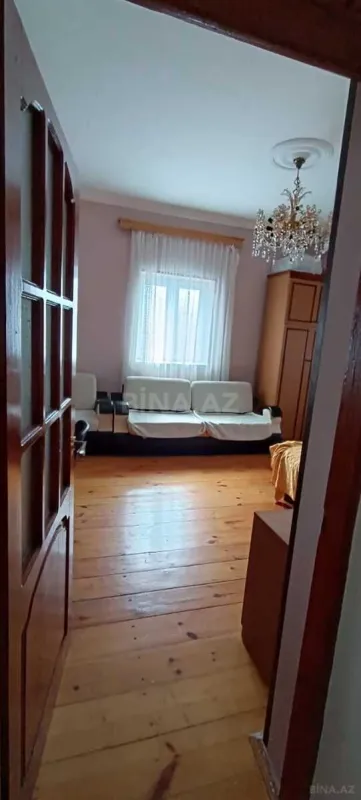 Kirayə verilir 4 otaqlı həyət evi 200 m²
