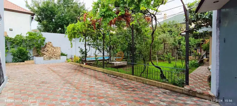 Kirayə verilir 4 otaqlı həyət evi 200 m²