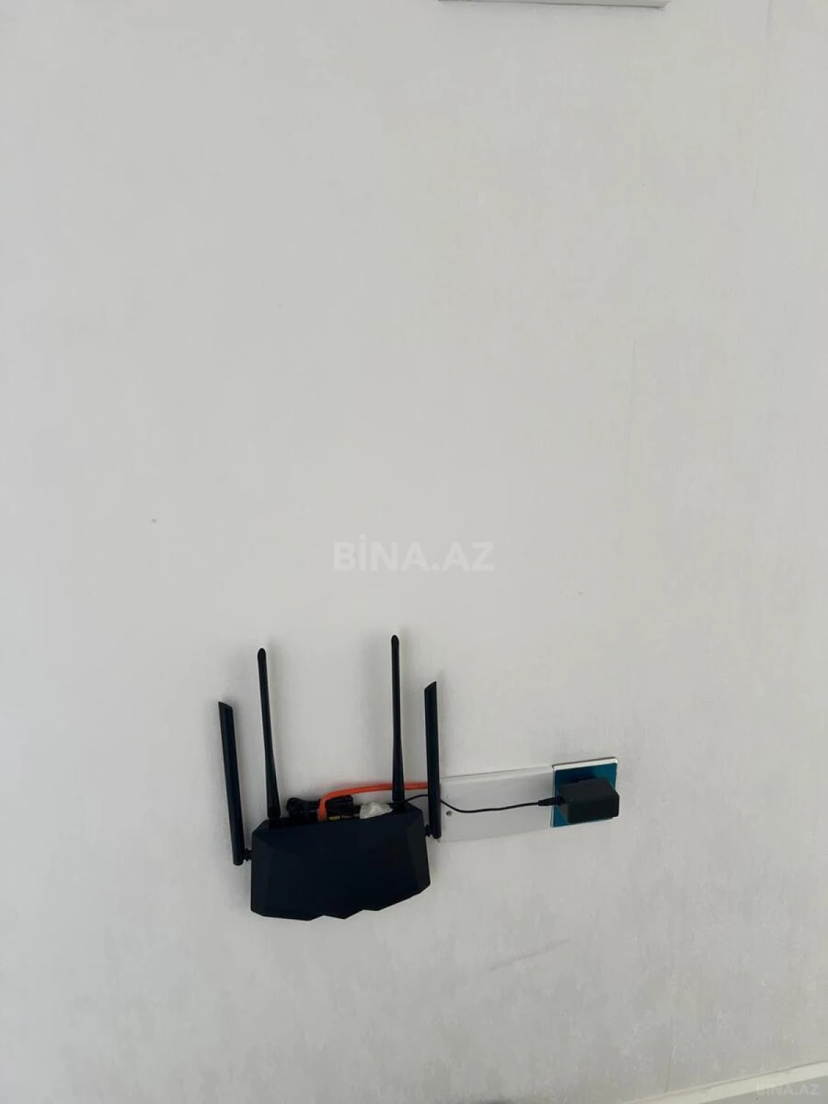 Kirayə verilir 2 otaqlı mənzil 60 m²