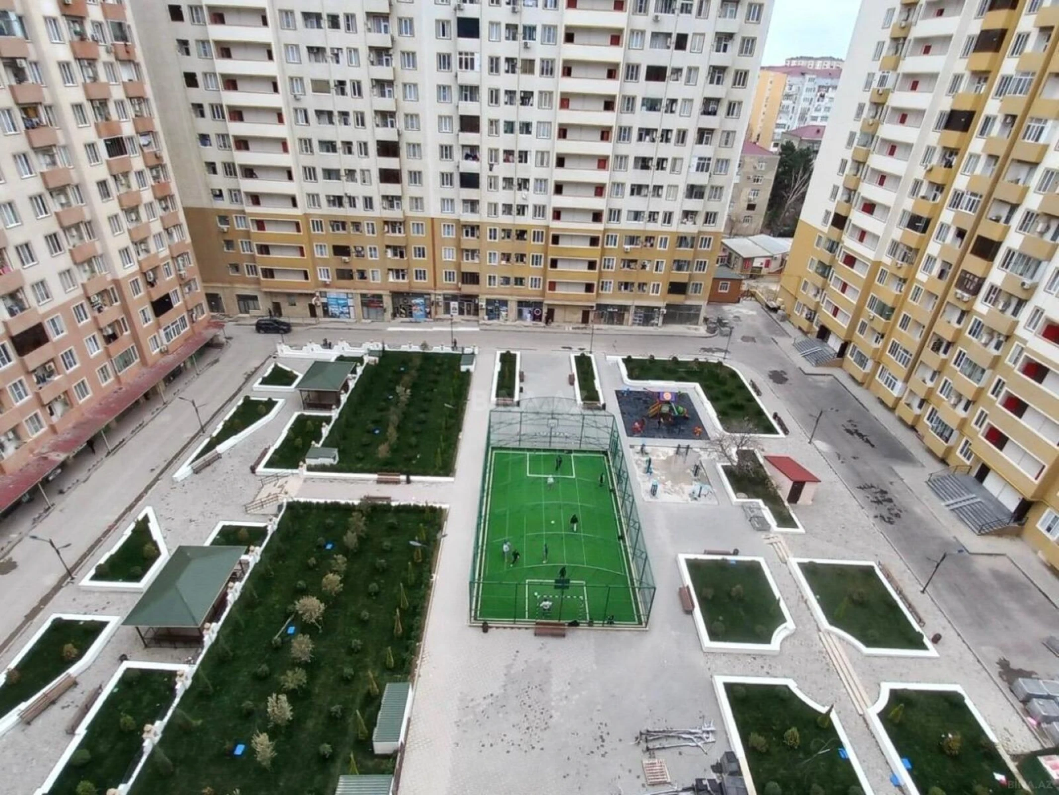 Kirayə verilir 2 otaqlı mənzil 60 m²