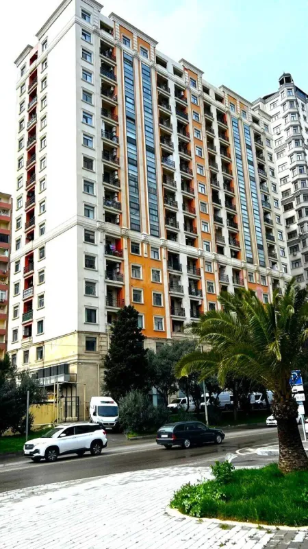 Kirayə verilir 3 otaqlı mənzil 114 m²
