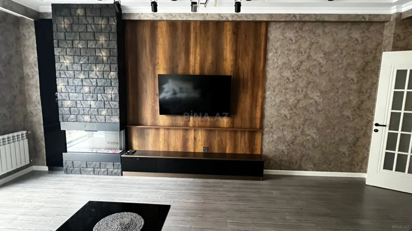 Kirayə verilir 3 otaqlı mənzil 114 m²