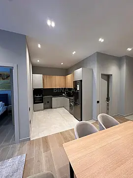 Kirayə verilir 2 otaqlı mənzil 60 m²