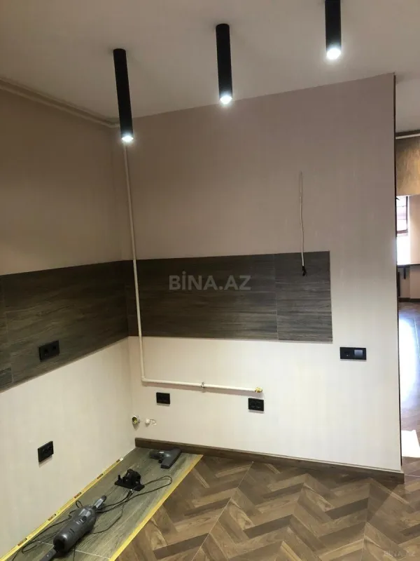 Satılır 2 otaqlı mənzil 67 m²