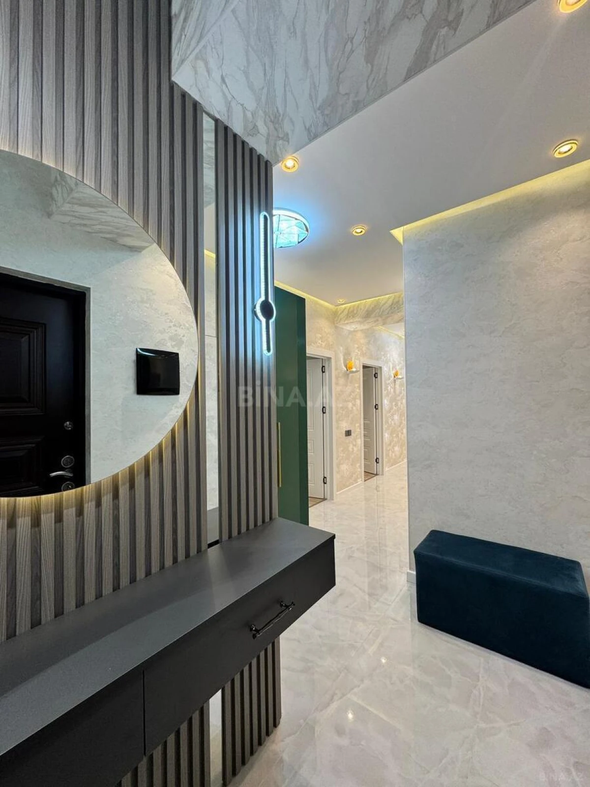 Satılır 3 otaqlı mənzil 113 m²