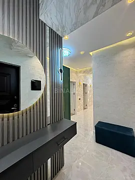 Satılır 3 otaqlı mənzil 113 m²