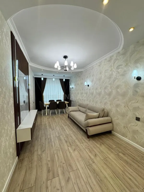 Satılır 3 otaqlı mənzil 113 m²