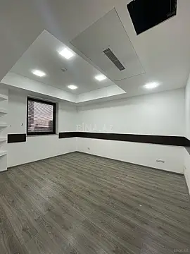 Kirayə verilir 3 otaqlı ofis 110 m²