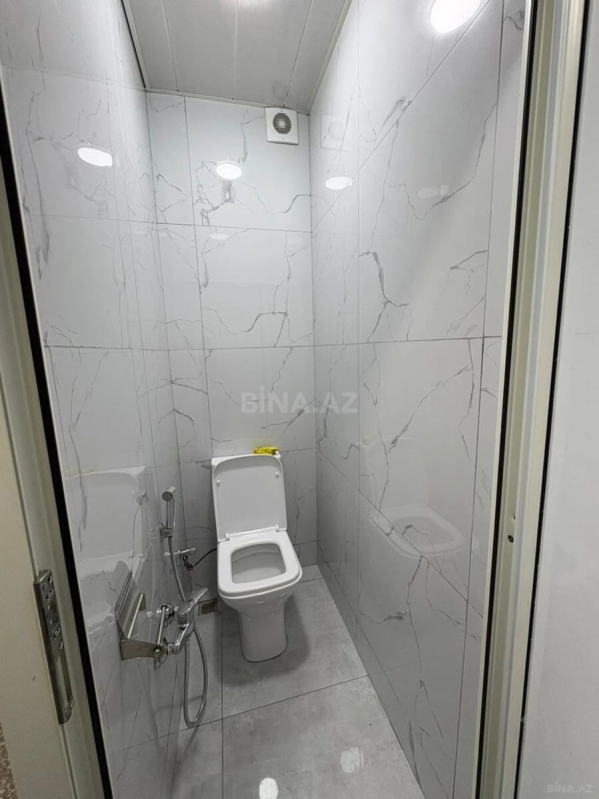 Kirayə verilir 2 otaqlı mənzil 50 m²