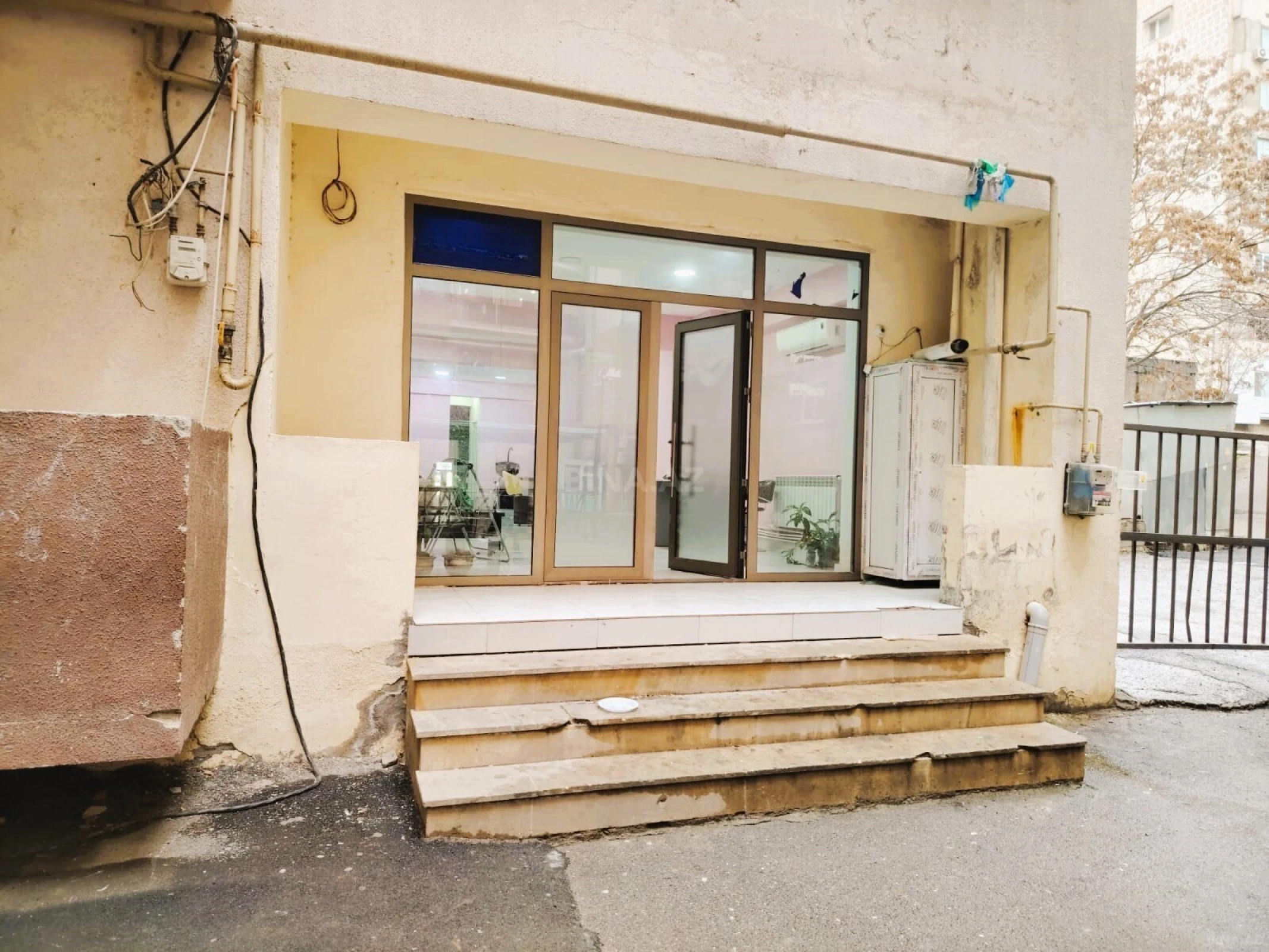 Kirayə verilir obyekt 100 m²